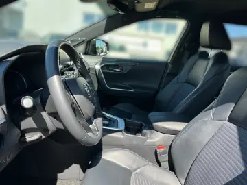 TOYOTA RAV 4 Hybrid 4x4 Style Selection Navi Soundsyste