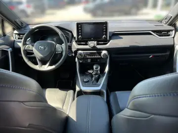TOYOTA RAV 4 Hybrid 4x4 Style Selection Navi Soundsyste