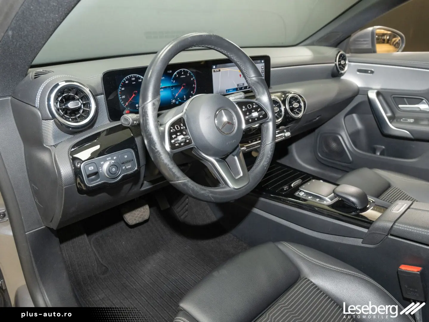MERCEDES-BENZ CLA 200 Coupé Progressive LED Navi Klima DAB
