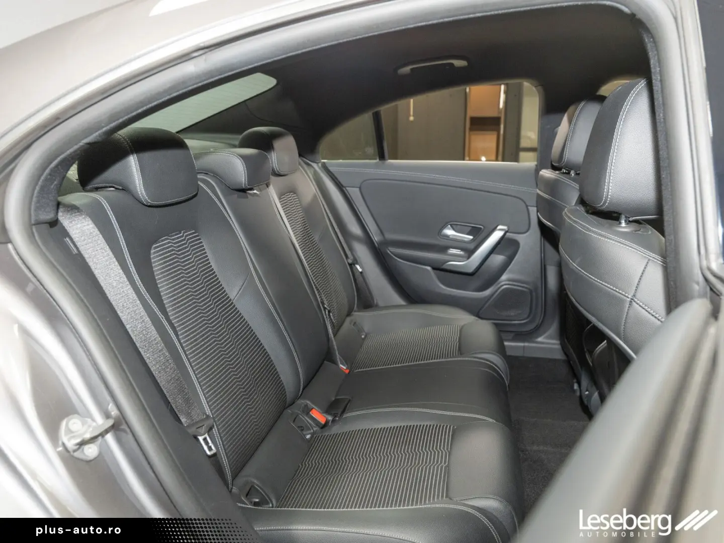 MERCEDES-BENZ CLA 200 Coupé Progressive LED Navi Klima DAB