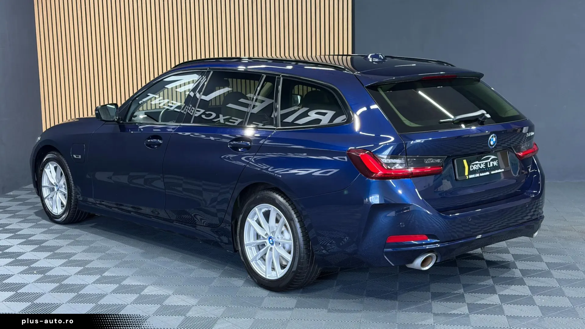 BMW 320E TOURING