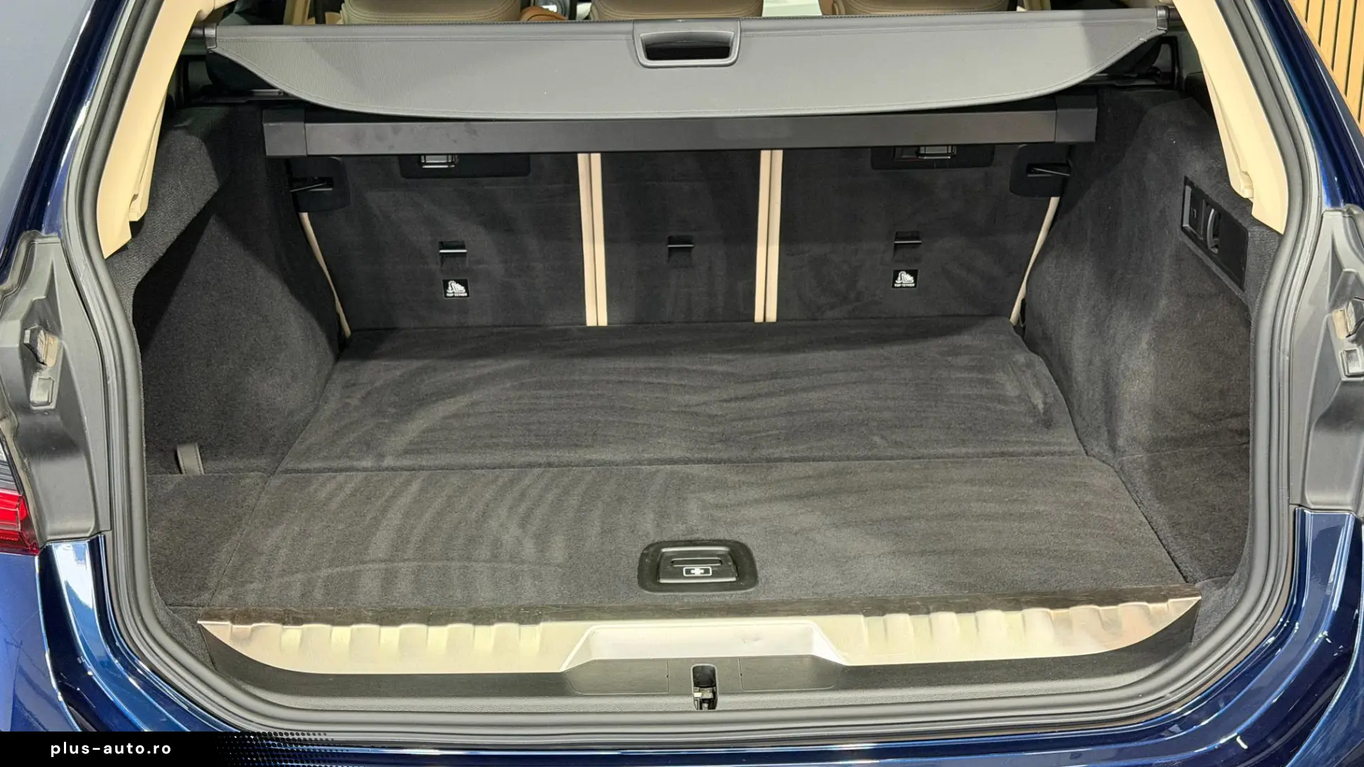 BMW 320E TOURING
