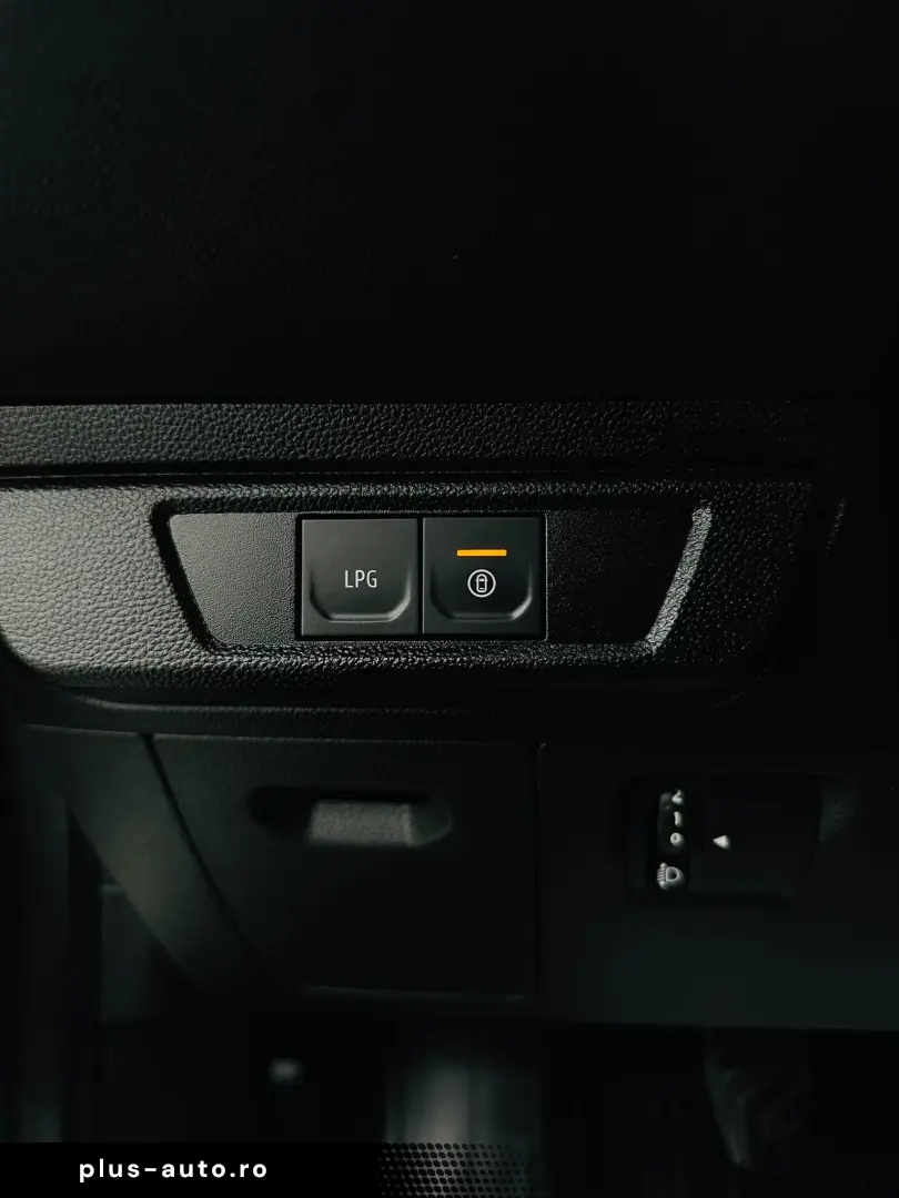 DACIA Logan 2024 — imagine 13