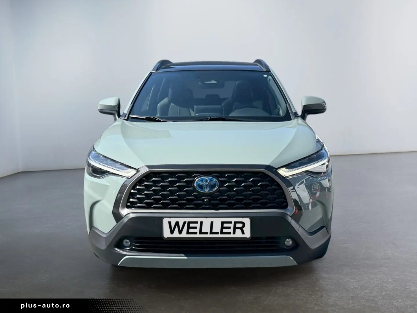 TOYOTA Corolla Cross 2.0 Hybrid AWD Lounge  Pano 360 JB