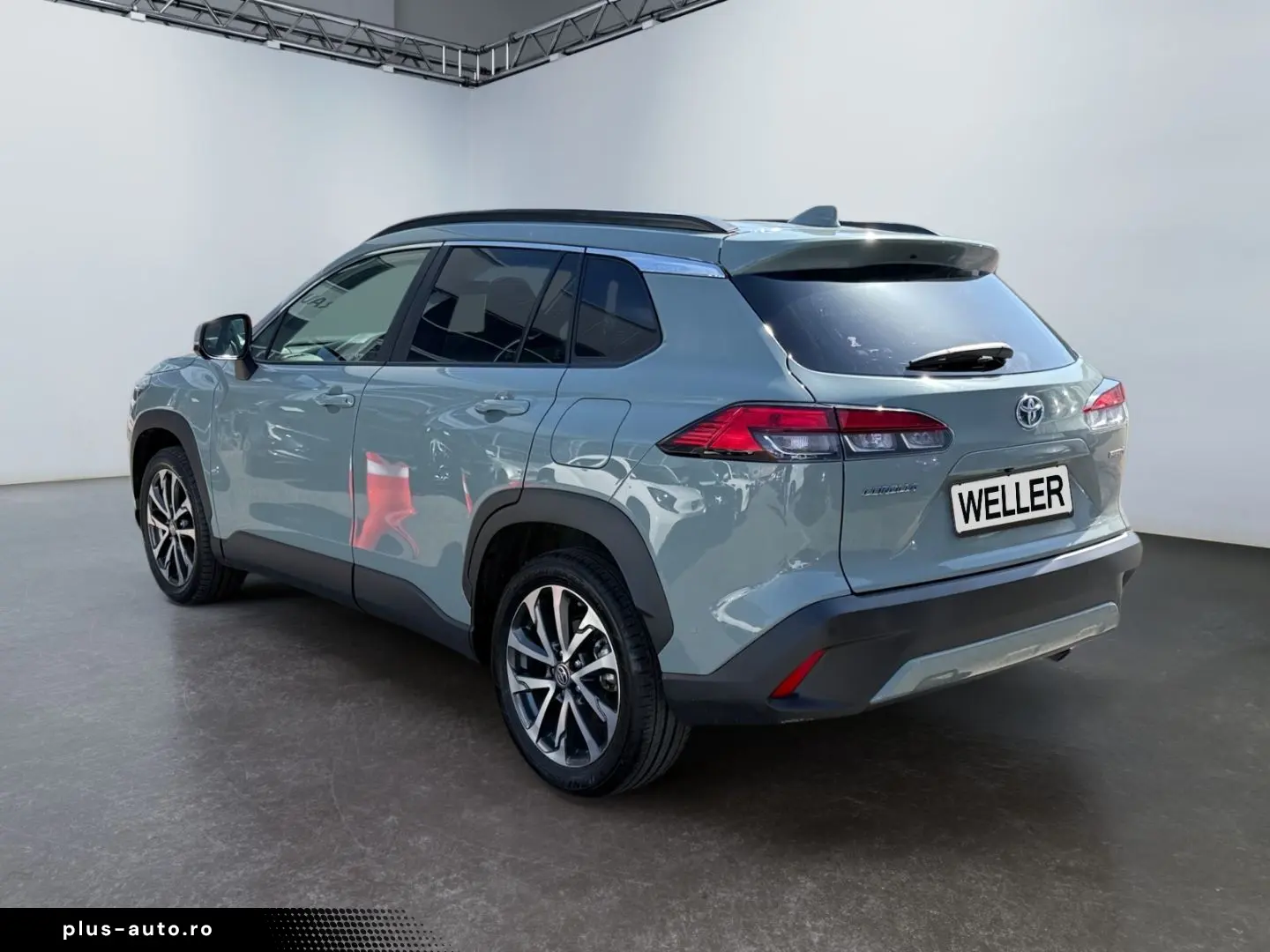 TOYOTA Corolla Cross 2.0 Hybrid AWD Lounge  Pano 360 JB