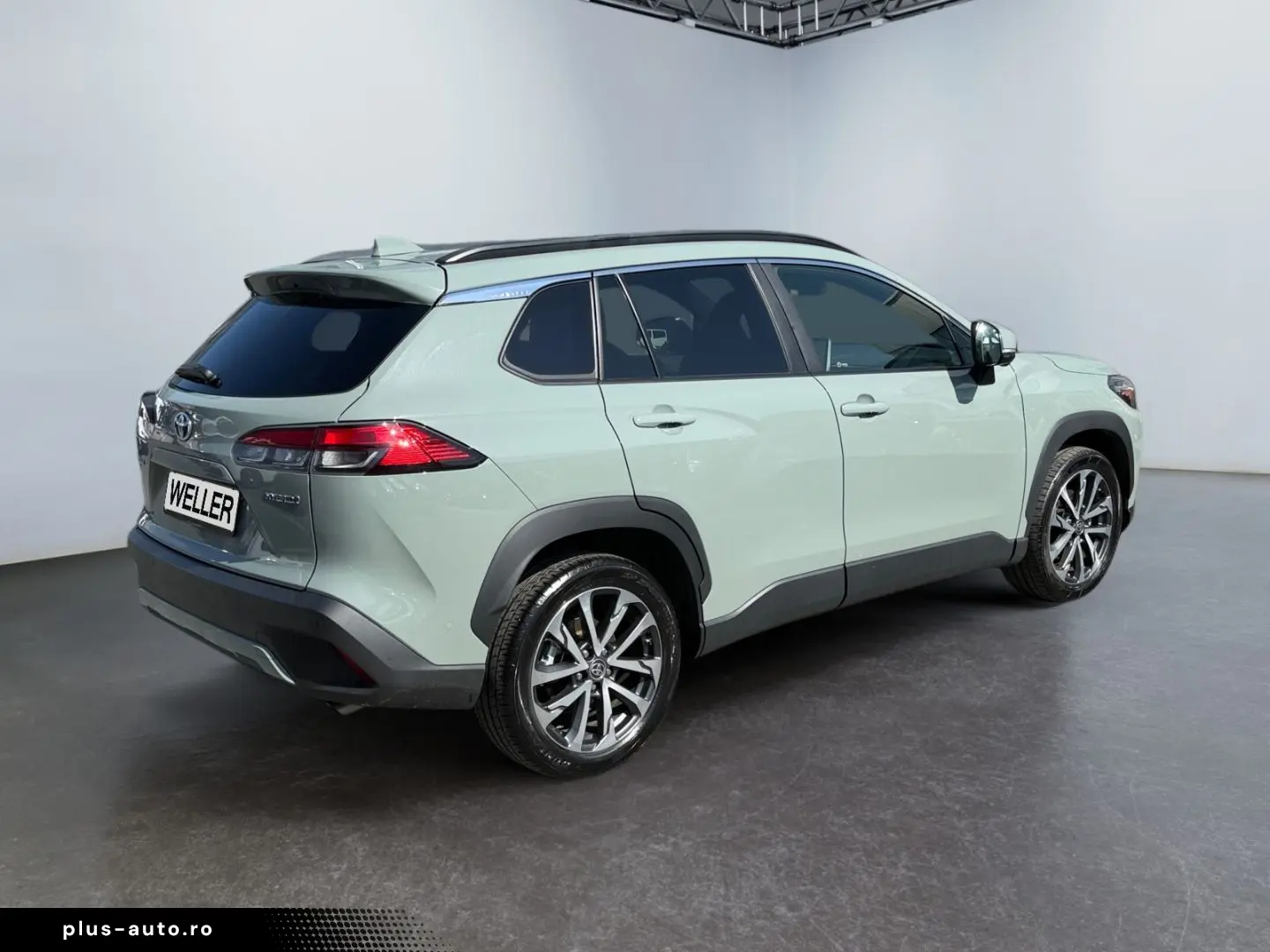 TOYOTA Corolla Cross 2.0 Hybrid AWD Lounge  Pano 360 JB