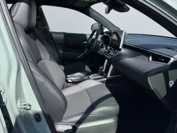 TOYOTA Corolla Cross 2.0 Hybrid AWD Lounge  Pano 360 JB