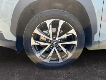 TOYOTA Corolla Cross 2.0 Hybrid AWD Lounge  Pano 360 JB