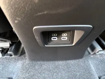 TOYOTA Corolla Cross 2.0 Hybrid AWD Lounge  Pano 360 JB