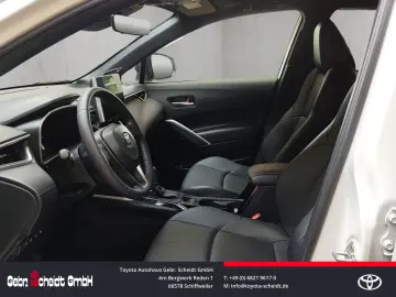 TOYOTA Corolla Cross Hybrid AWD Lounge 360 Grad Kamera
