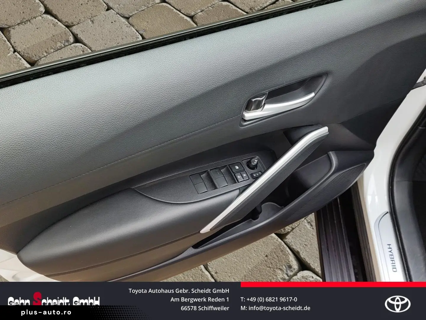 TOYOTA Corolla Cross Hybrid AWD Lounge 360 Grad Kamera