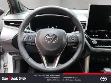 TOYOTA Corolla Cross Hybrid AWD Lounge 360 Grad Kamera
