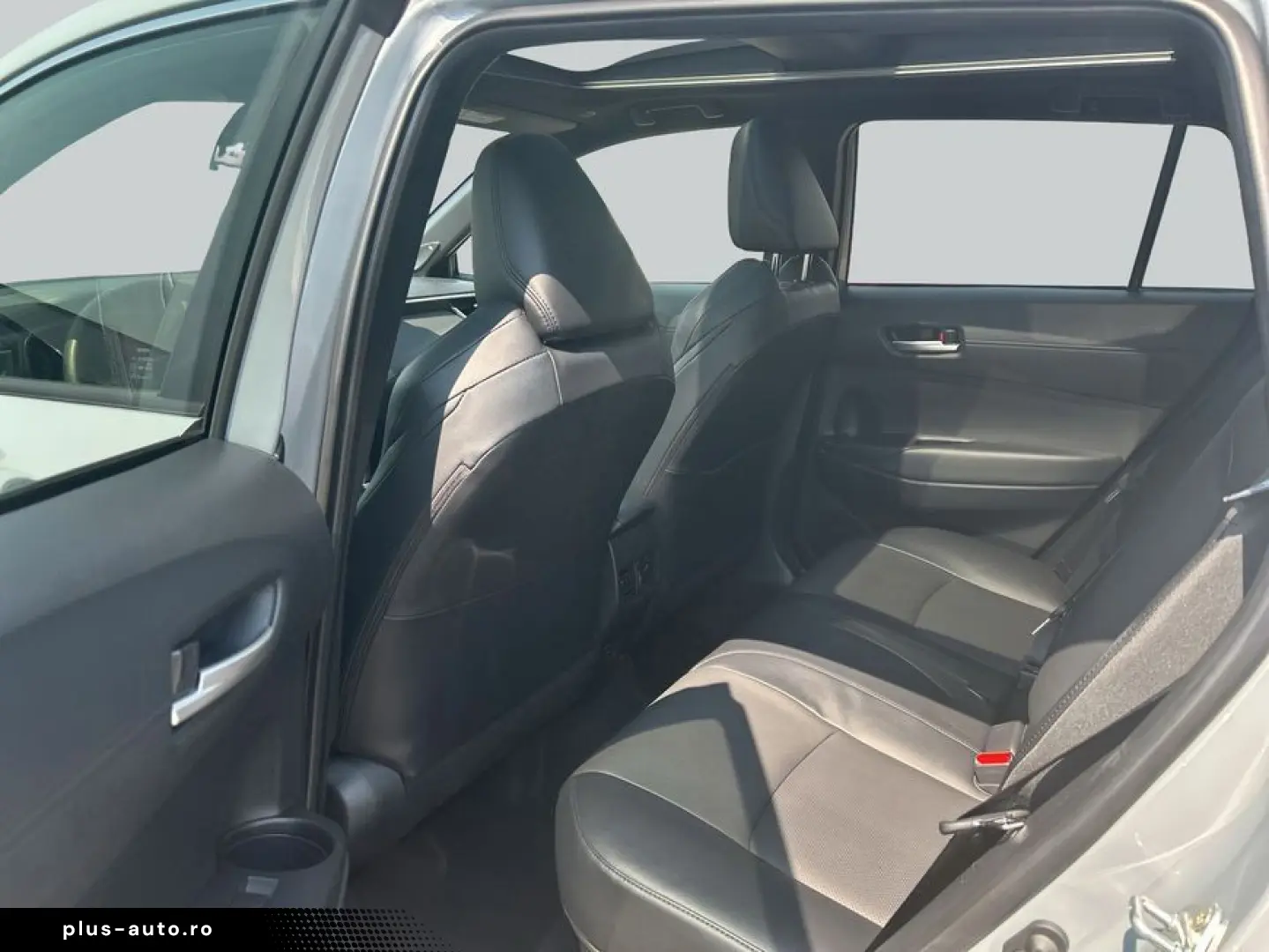 TOYOTA Corolla Cross Hybrid 2.0 4x4 Panoramadach