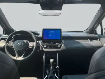 TOYOTA Corolla Cross Hybrid 2.0 4x4 Panoramadach