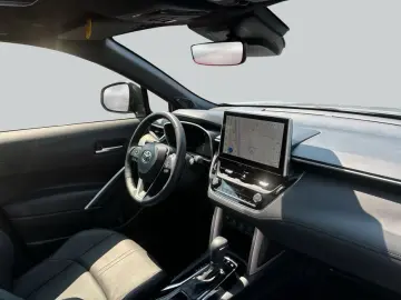 TOYOTA Corolla Cross Hybrid 2.0 4x4 Panoramadach