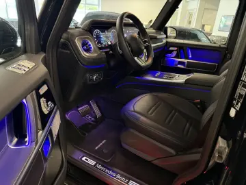 MERCEDES-BENZ G 450d AMG Schiebedach Memory Massage …