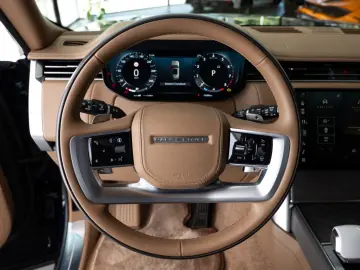 LAND ROVER Range Rover SV P615 Meridian 360 Massge Seats