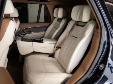 LAND ROVER Range Rover SV P615 Meridian 360 Massge Seats