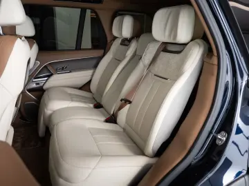 LAND ROVER Range Rover SV P615 Meridian 360 Massge Seats