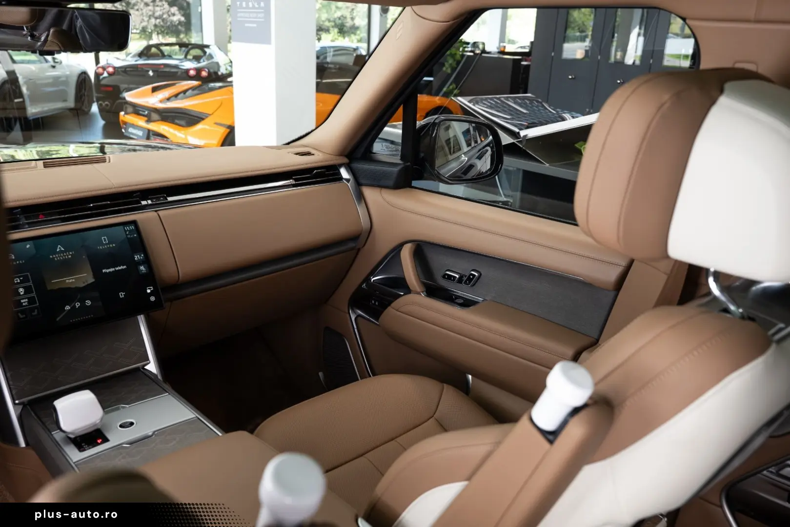 LAND ROVER Range Rover SV P615 Meridian 360 Massge Seats
