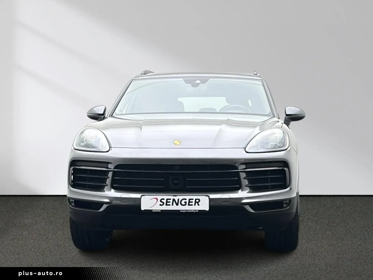 PORSCHE Cayenne Panorama LED AHK Leder Sitzhzg. Navi
