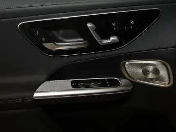 Mercedes-Benz GLC 300 d 4M AMG MBUX 360  DIG