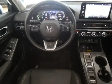 HONDA Civic Lim. 5-trg. e HEV Advance AZV Pano Bose