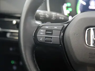 HONDA Civic Lim. 5-trg. e HEV Advance AZV Pano Bose