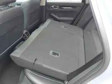 HONDA Civic 2.0 e HEV Advance BOSE LED LEDER