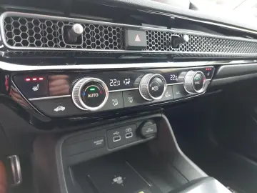 HONDA Civic 2.0 e HEV Advance BOSE LED LEDER