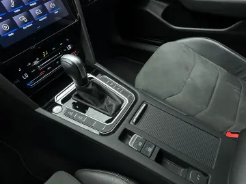 Volkswagen Arteon 2.0 TDI 200CP ELEGANCE