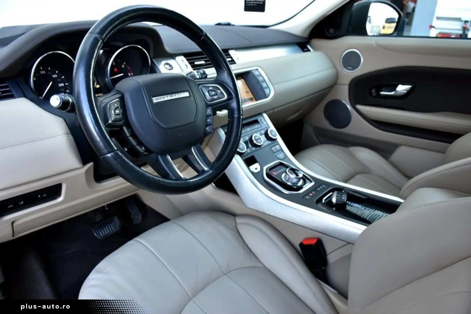Land-Rover Range-Rover-Evoque