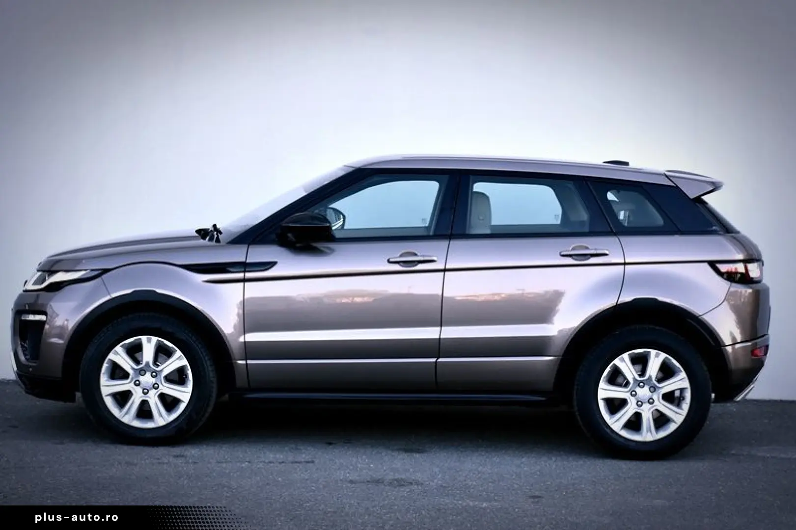 Land-Rover Range-Rover-Evoque