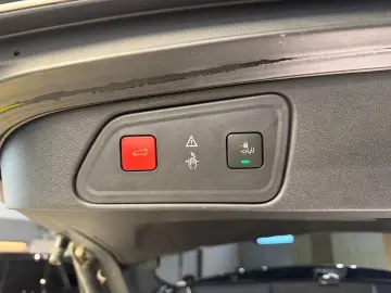 Peugeot 3008 BlueHDi 180 Stop & Start EAT8 GT
