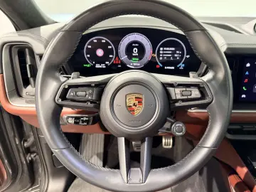 PORSCHE Cayenne Coupe Turbo E-Hybrid