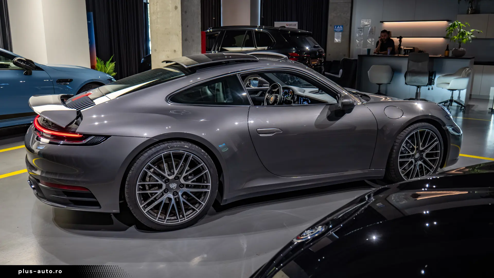 Porsche 911 Carrera 4