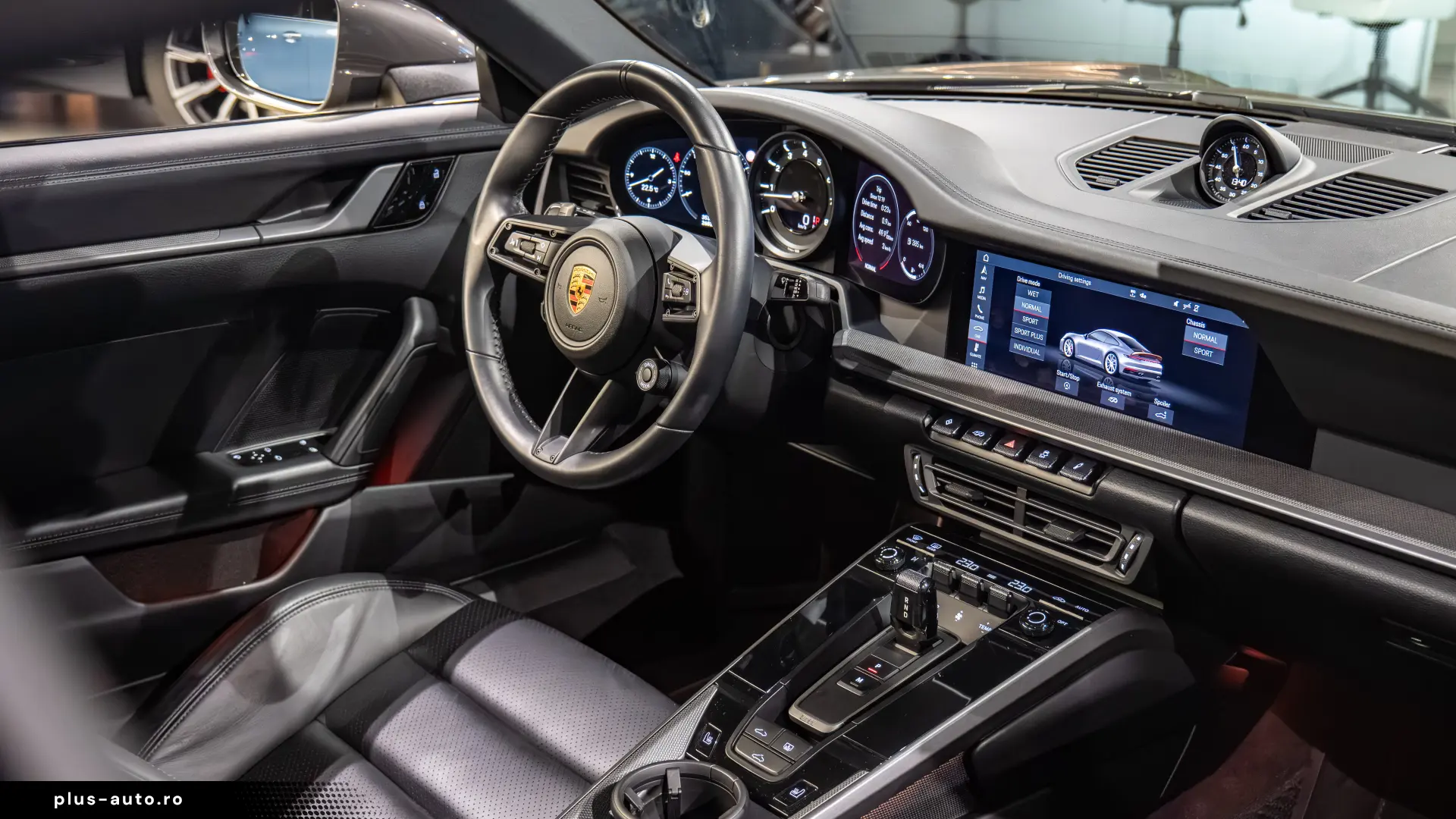 Porsche 911 Carrera 4