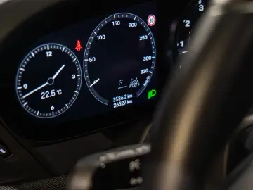 Porsche 911 Carrera 4