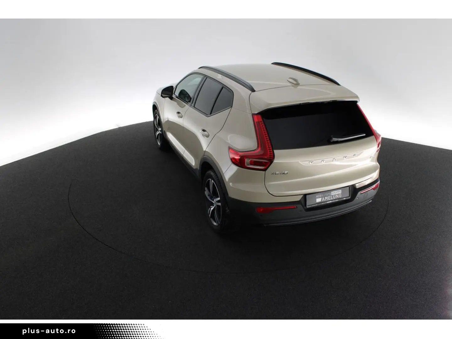 VOLVO XC40 B3 Plus Dark SHZ LED NAVI MEMORY H K 360