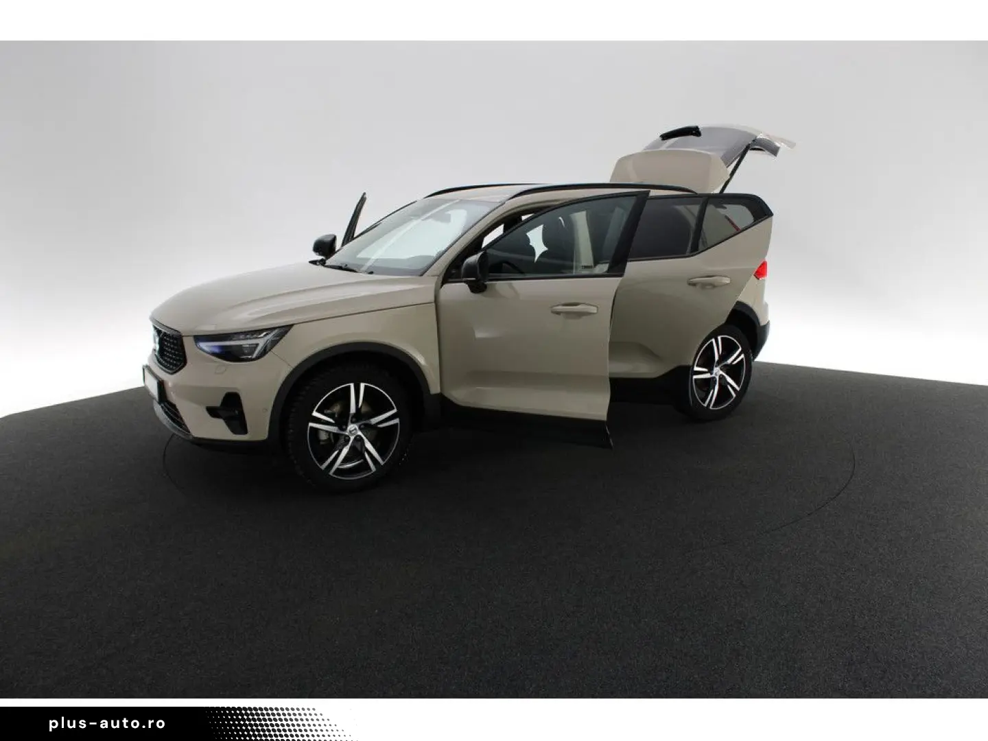 VOLVO XC40 B3 Plus Dark SHZ LED NAVI MEMORY H K 360