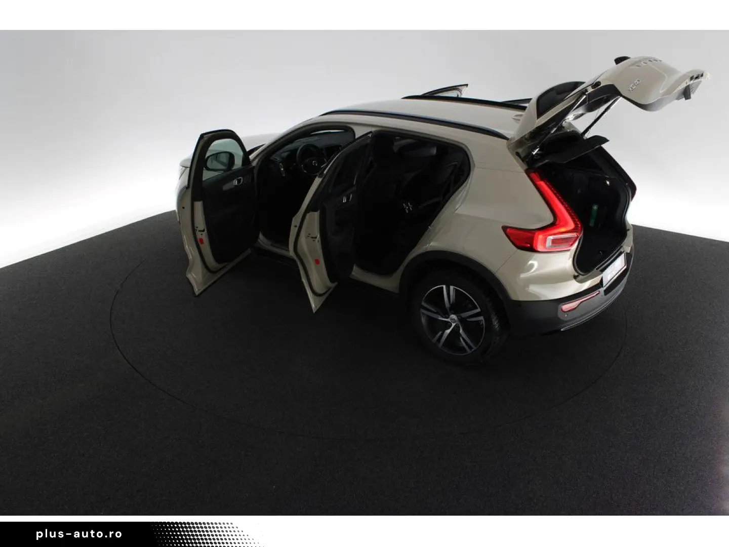VOLVO XC40 B3 Plus Dark SHZ LED NAVI MEMORY H K 360