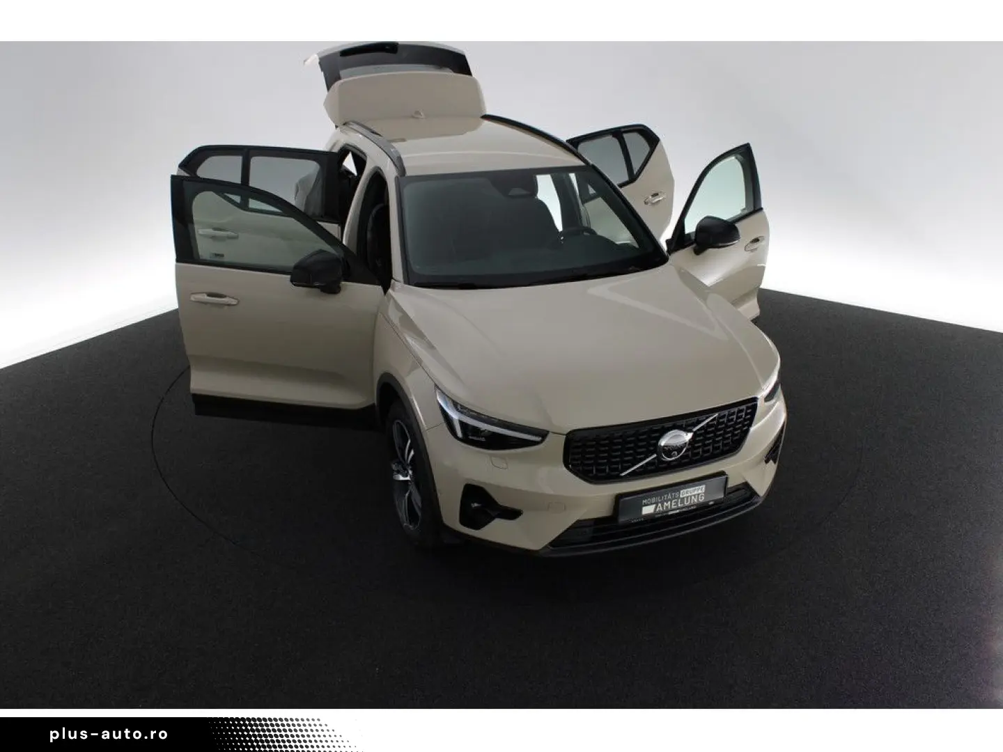 VOLVO XC40 B3 Plus Dark SHZ LED NAVI MEMORY H K 360