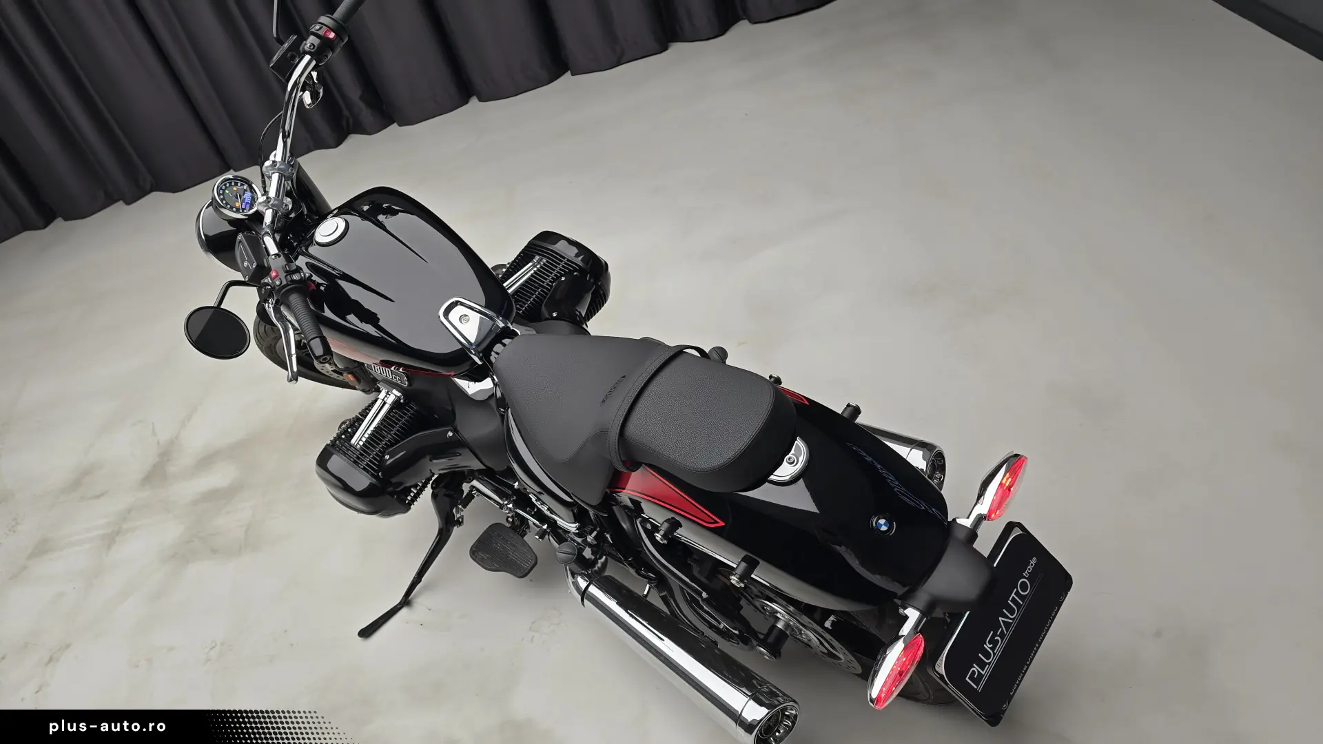 BMW R18 First Edition