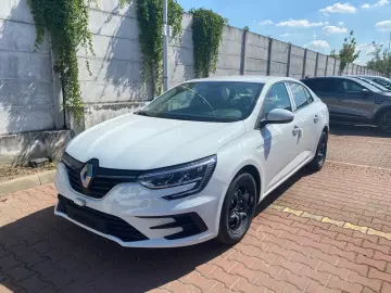 Remault Megane Sedan TCe 140 GPF EDC