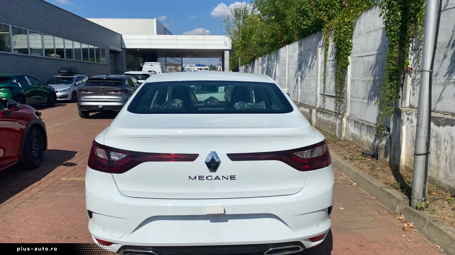 Remault Megane Sedan TCe 140 GPF EDC