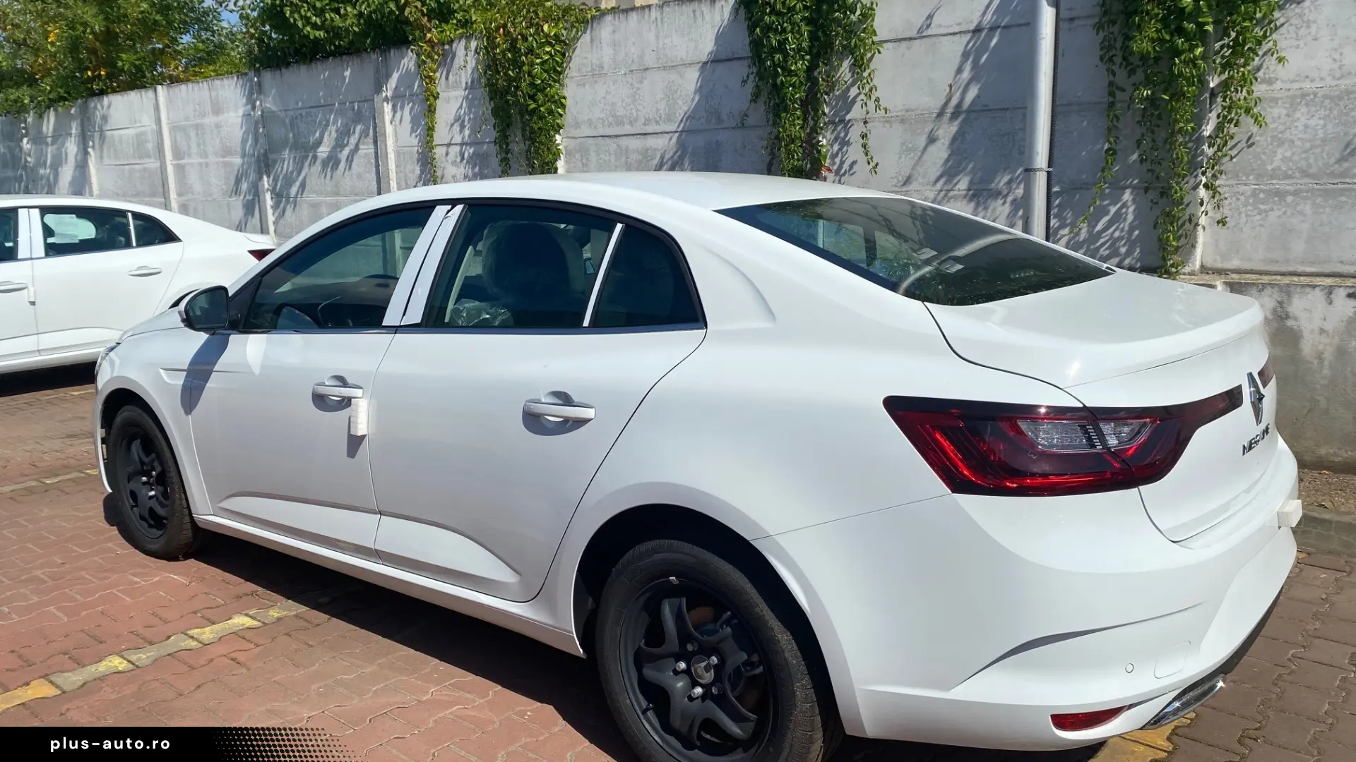 Remault Megane Sedan TCe 140 GPF EDC