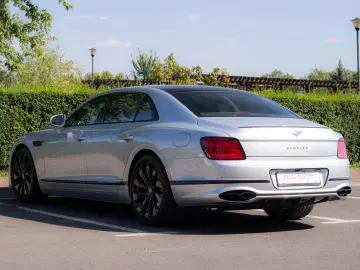 Bentley Flying Spur Hybrid - Panoramic-Carbon-Night Vision
