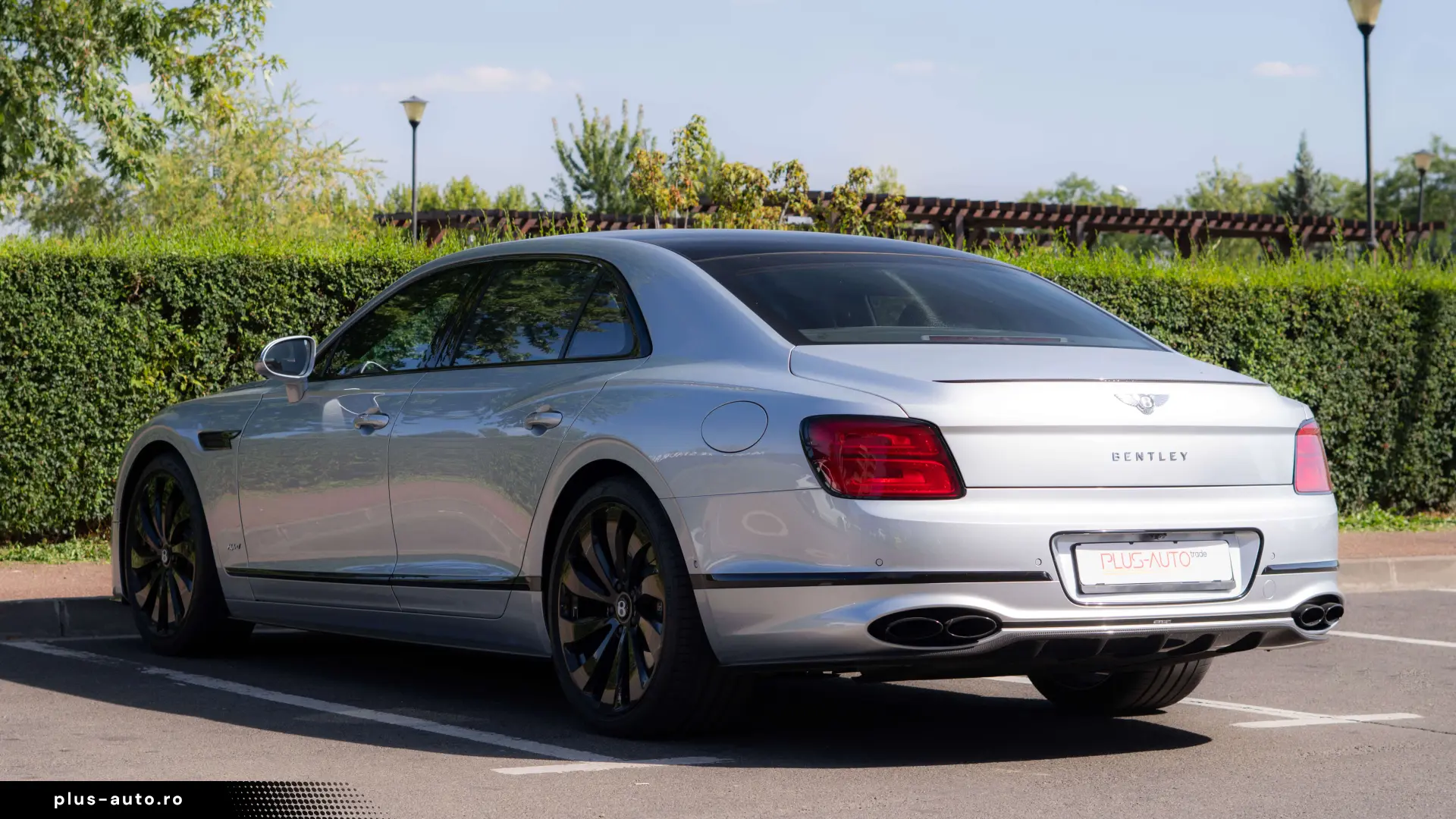 Bentley Flying Spur Hybrid - Panoramic-Carbon-Night Vision