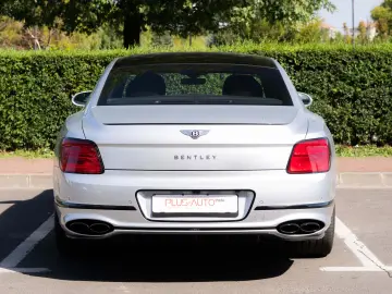Bentley Flying Spur Hybrid - Panoramic-Carbon-Night Vision