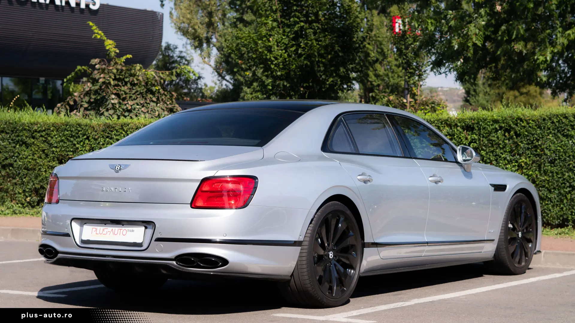 Bentley Flying Spur Hybrid - Panoramic-Carbon-Night Vision